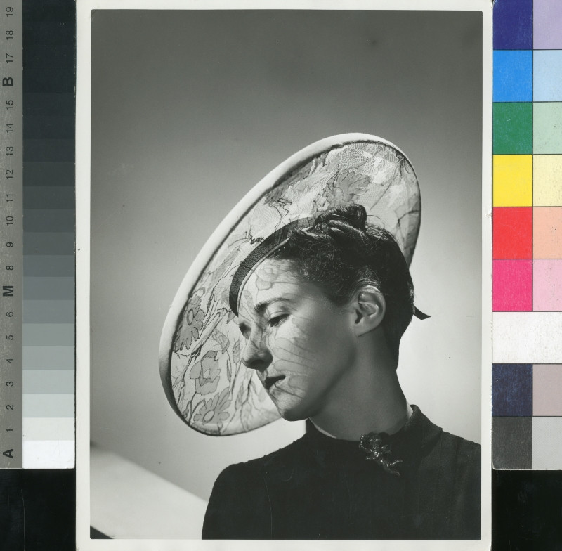 Georges Saad - Módní foto (klobouk)