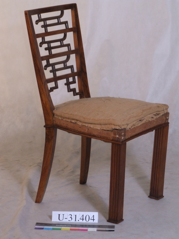 Tusculum - čalouněná židle ze souboru