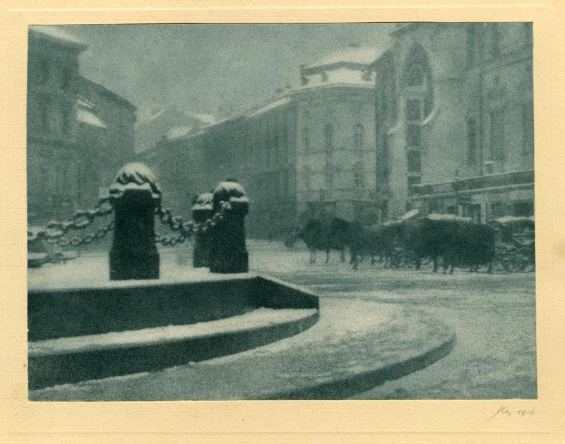 Josef Mikulka - Olomoucké náměstí v zimě