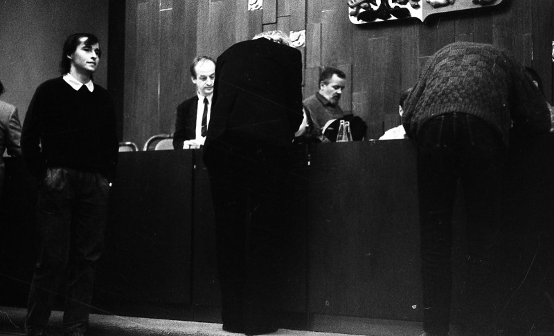Dagmar Hochová - Poslanecký klub Občanského fóra v sále státních aktů České národní rady, podzim 1990