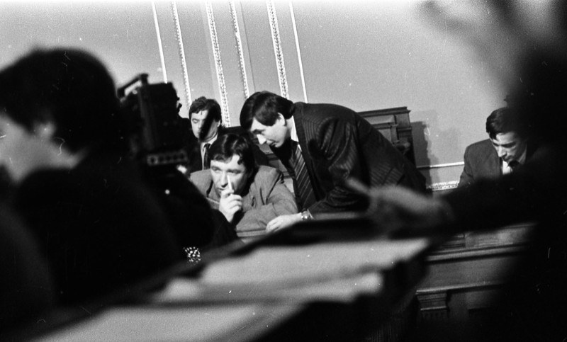 Dagmar Hochová - Poslanci Petr Čermák a Stanislav Volák na plenárním zasedání České národní rady, květen 1991