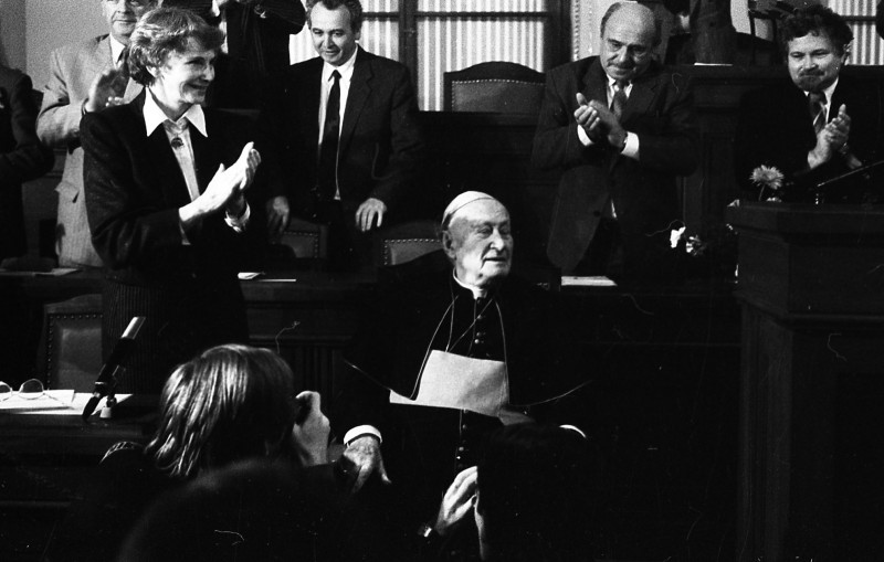 Dagmar Hochová - Kardinál František Tomášek v České národní radě, 22. 11. 1990