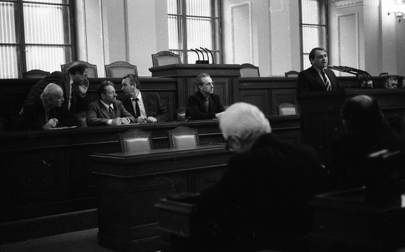 Dagmar Hochová - Seminář o nové papežské encyklice Centesimus annus v České národní radě 17. 6. 1991
