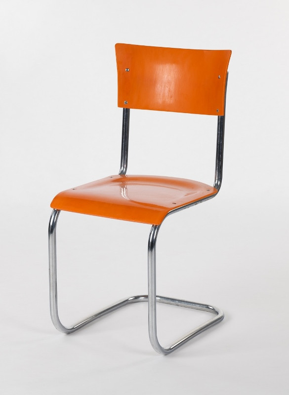 Robert Slezák - pérující židle S10 z ohýbaných trubek