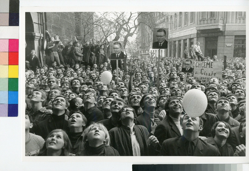 Miloň Novotný - Pražské jaro 1968 - Mladí očekávají projev