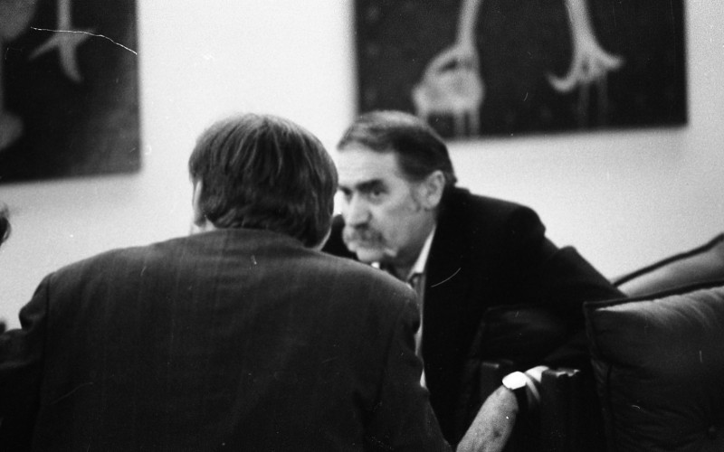 Dagmar Hochová - Poslanec Vladimír Preclík v kuloárech České národní rady, květen 1991