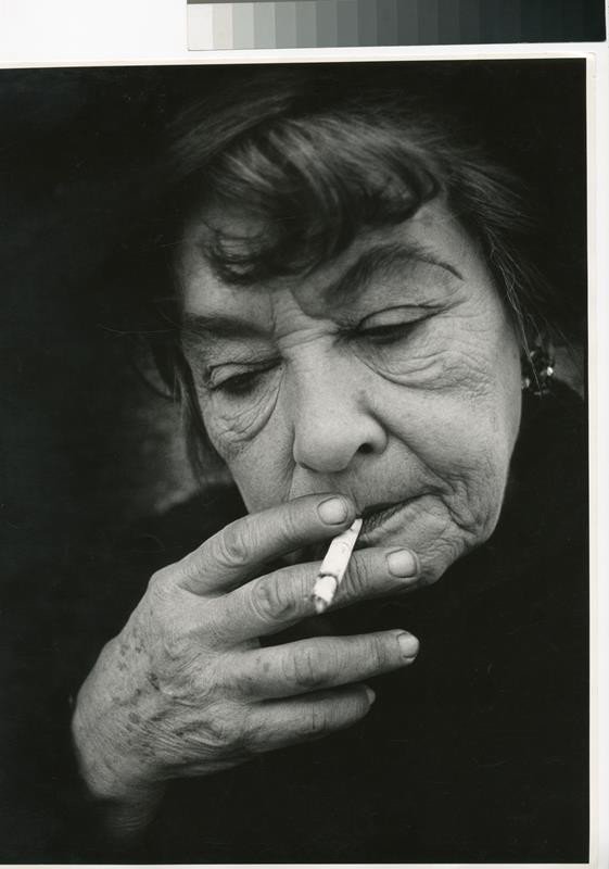 Margita Mancová - Dáma s cigaretou