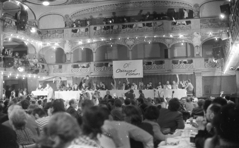 Dagmar Hochová - Republikový sněm Občanského fóra v pražské Lucerně, 23. a 24. 2. 1991