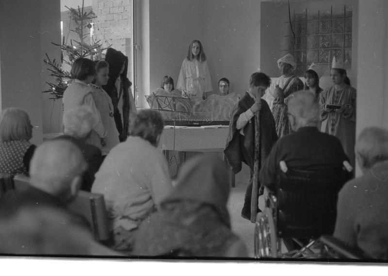 Dagmar Hochová - Advent v domově důchodců v Černošicích, prosinec 1991