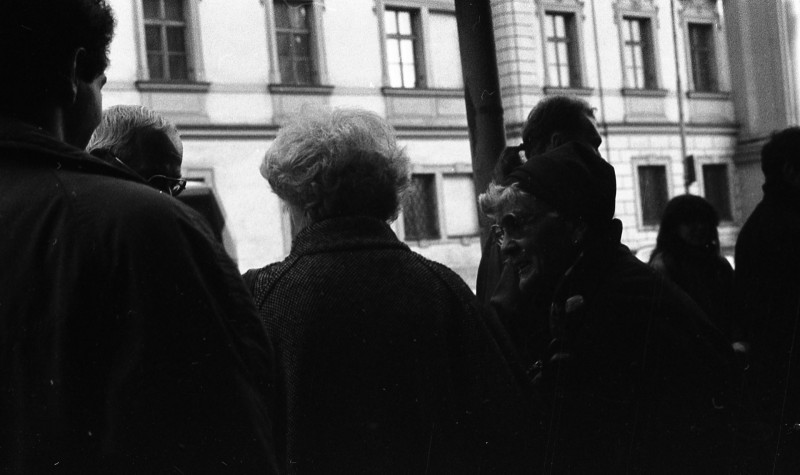 Dagmar Hochová - Václav a Olga Havlovi u komunálních voleb, 24. 11. 1990