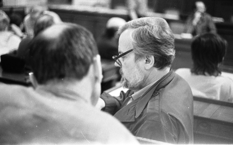 Dagmar Hochová - Poslanecký klub Občanského fóra v jednacím sále České národní rady, podzim 1990