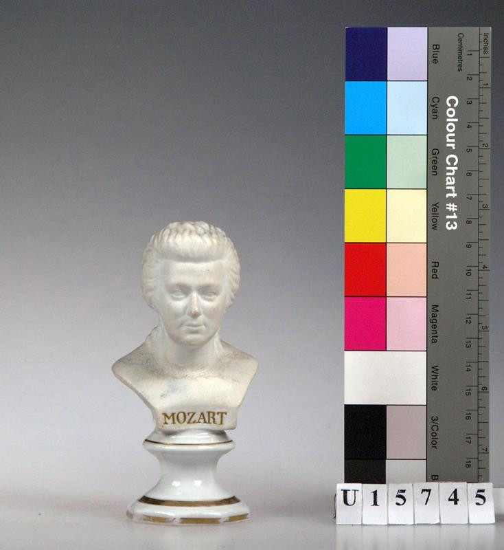 neurčený autor - busta Mozarta
