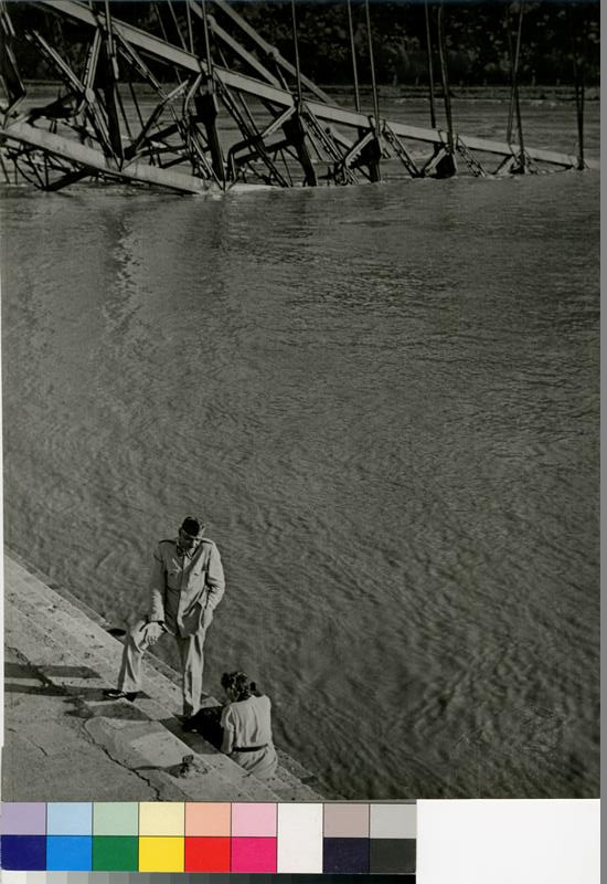 Jindřich Marco - Budapešť duben 1945 / U řetězového mostu