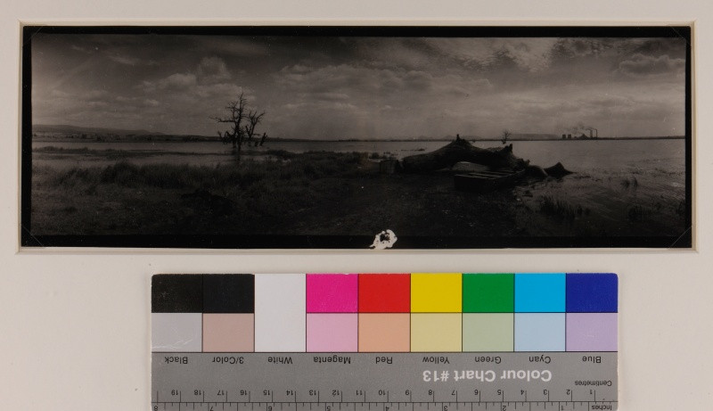 Josef Sudek - severní krajina č.115,  Prázdný člun podzimu