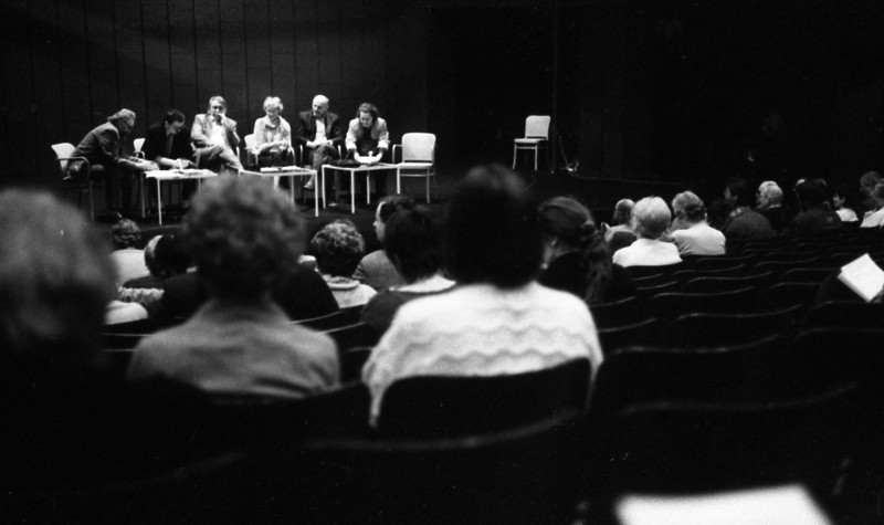 Dagmar Hochová - Rozpad Občanského fóra. Diskuse o budoucnosti vítěze voleb v pražském divadle Laterna magika, 17. 2. 1991