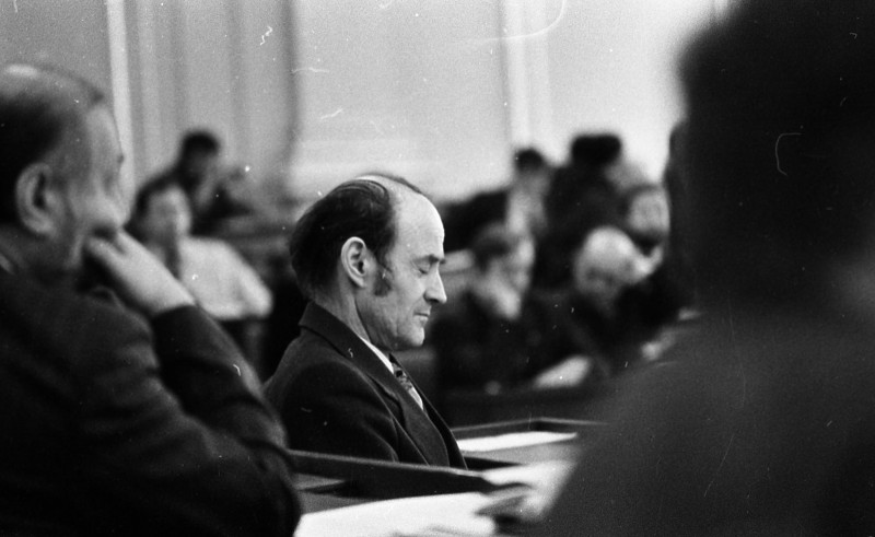 Dagmar Hochová - Poslanec Jaromír Stibic na plenárním zasedání České národní rady, květen 1991