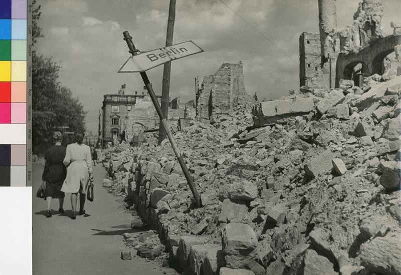 Jindřich Marco - Drážďany, Cesta do Berlína, červen 1945