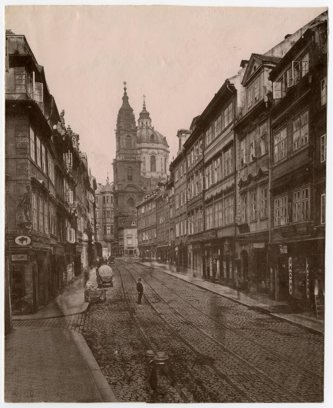 neurčený autor - Mostecká ulice asi v r. 1907