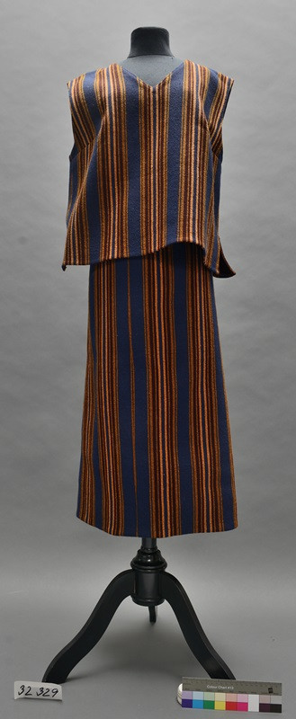 ÚLUV (Ústředí lidové umělecké výrpby) - komplet vesta + sukně