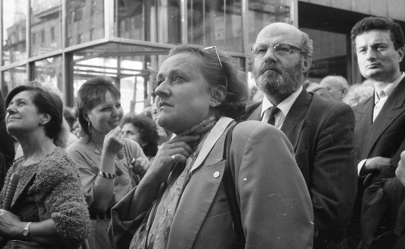 Dagmar Hochová - Manifestace na podporu svobody v Sovětském svazu 21. srpna 1991 na Václavském náměstí