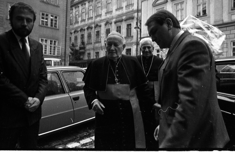 Dagmar Hochová - Návštěva kardinála Františka Tomáška v České národní radě, 22. 11. 1990