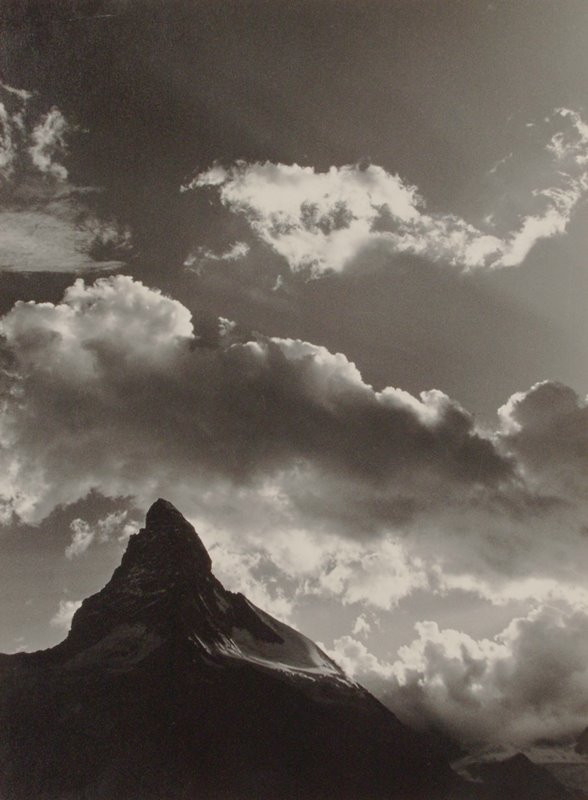 Grete Popper - Matterhorn viděný z výše