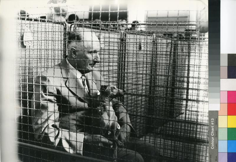 Karel Otto Hrubý - Muž a pes