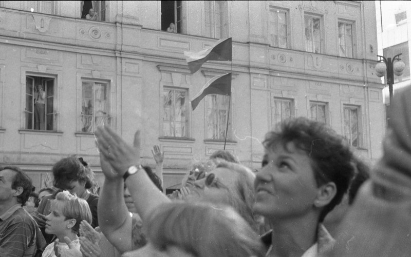 Dagmar Hochová - Manifestace na podporu svobody v Sovětském svazu 21. srpna 1991 na Václavském náměstí