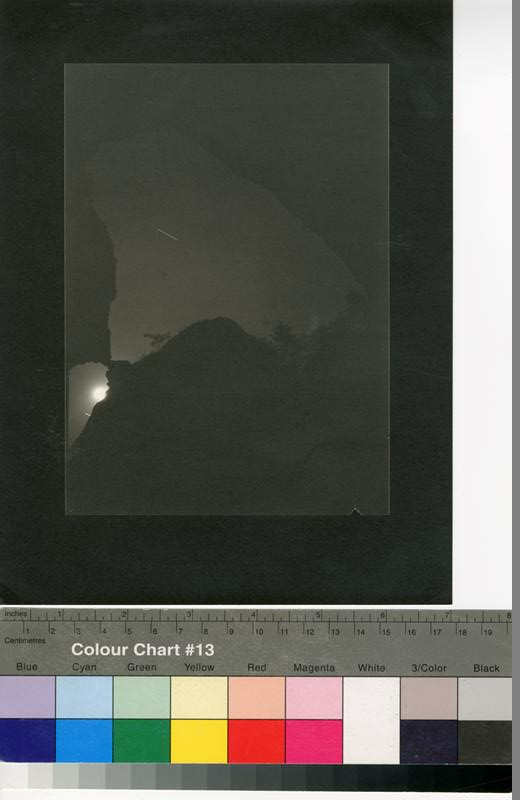 Miloš Šejn - Průhled na noční oblohu s drahami Měsíce, Jupitera a alfy Pastýře z lomu na Zebíně 4.6.1982 / 3.