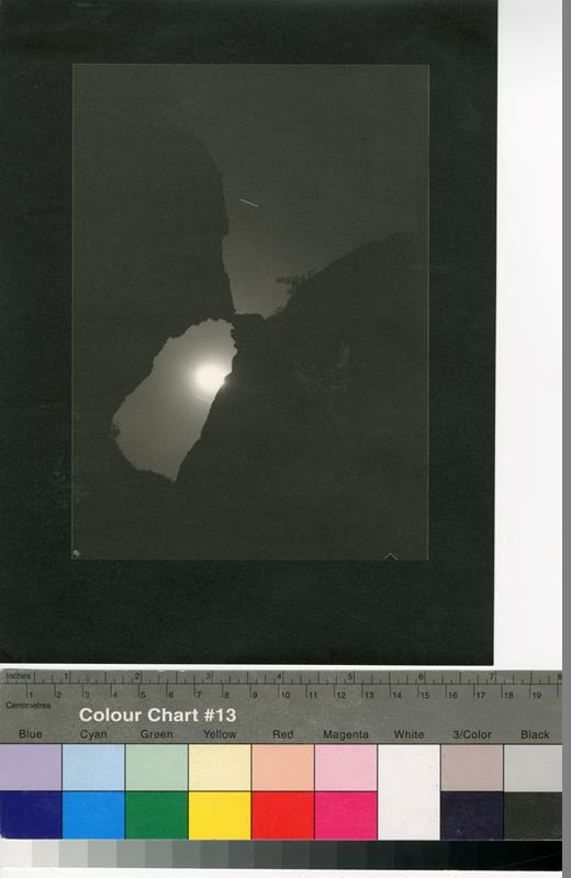 Miloš Šejn - Průhled na noční oblohu s drahami Měsíce, Jupitera a alfy Pastýře z lomu na Zebíně 4.6.1982 / 2.